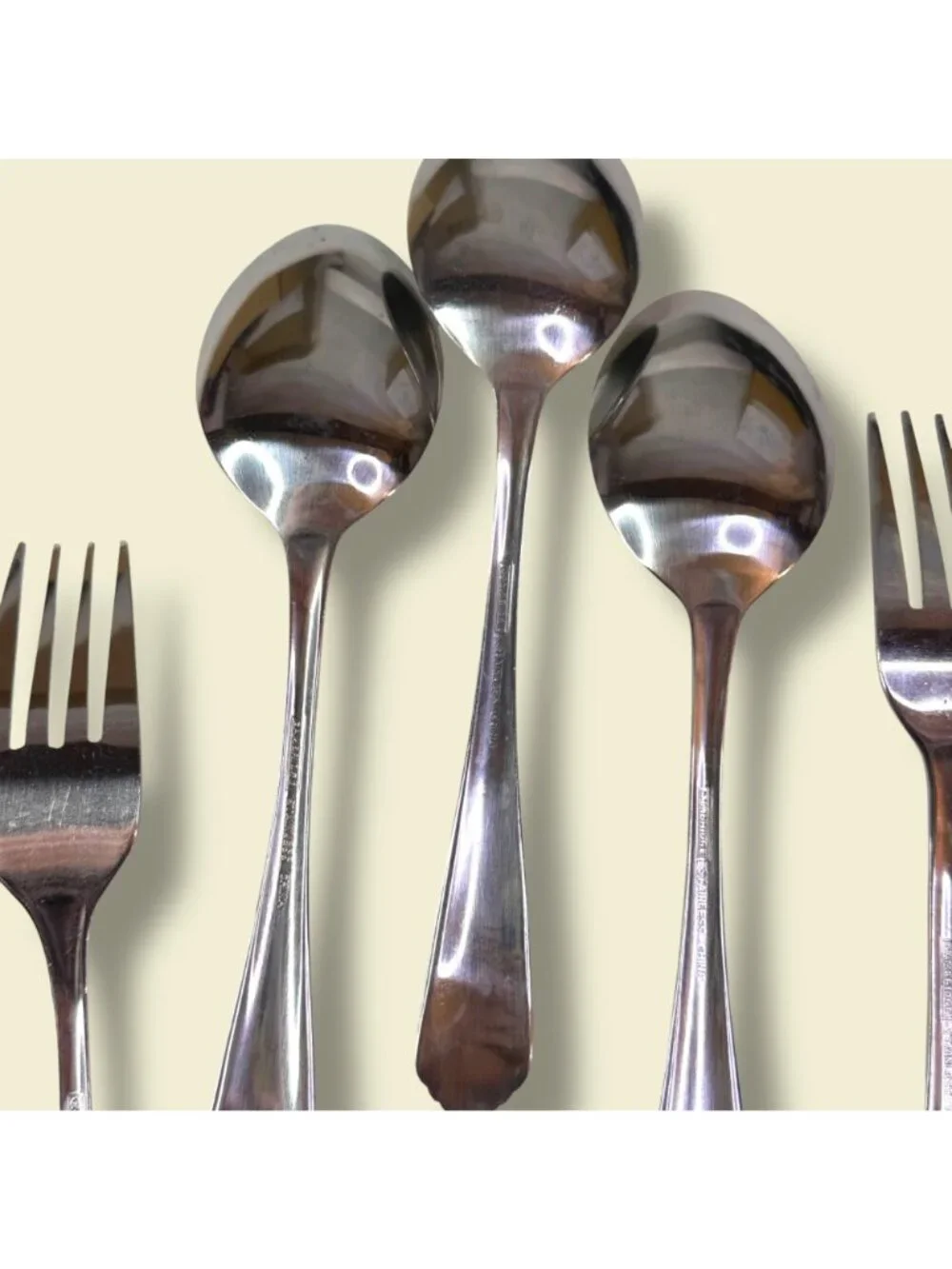 Cambridge Stainless Steel Flatware Set 12-Piece Silverware Forks & Spoons